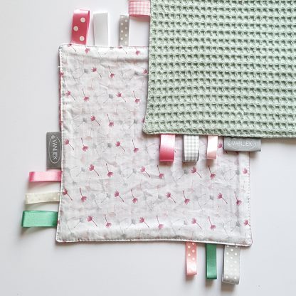 Labeldoekje pluisjes vintage groen